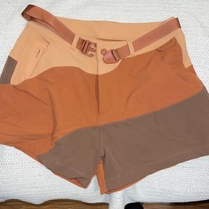 Outdoor Voices rectreck 3” hiking shorts